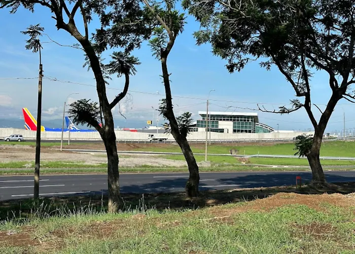 Rivera Family Airport Apartments